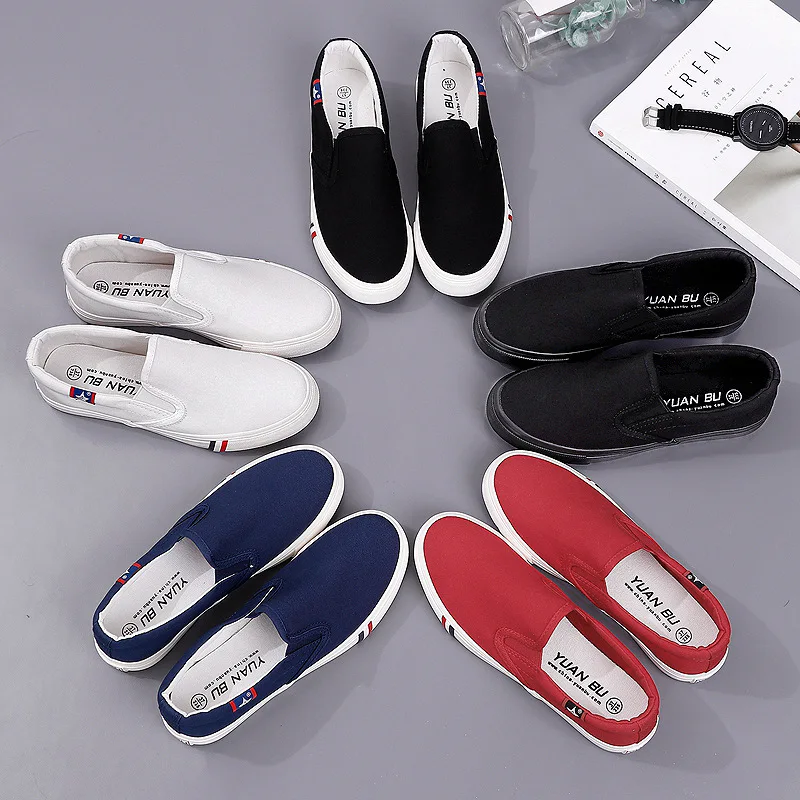 

Canvas small white shoes flat sole casual board shoes couple shoes