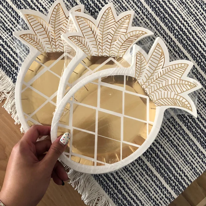 

16pcs Pineapple Plates Gold Foil Paper Plates Disposable Tableware Set for Wedding Hawaiian Party Baby Birthday Party Supplies