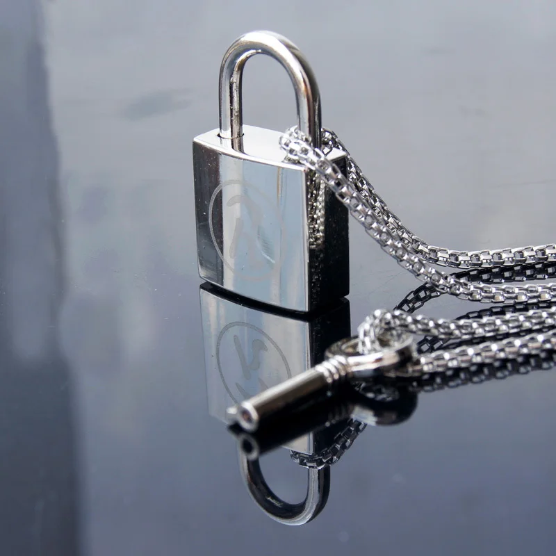 ナナ愛好家ロックネックレスナナ南京アニメーションrレターロックのカップルネックレスロック Lock Remote Necklace Locknecklace Bag Aliexpress
