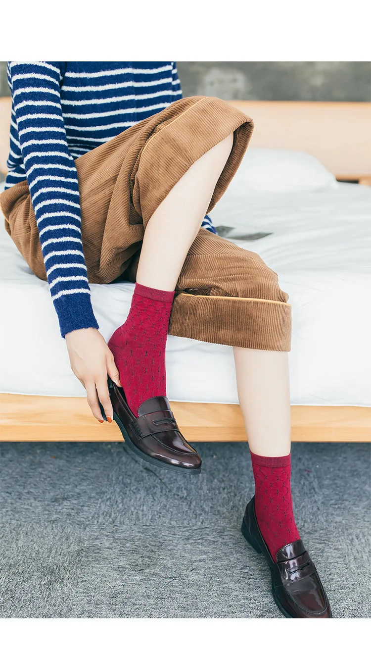 3 пар/лот женские хлопковые носки в Корейском стиле skarpetki corap красочные calcetines mujer зимние meias женские носки Длинные носки милые