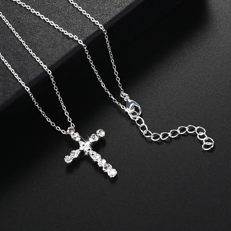 

Cross Pendant Necklace Hip Hop Alloy Iced Out Rhinestone Silver Tone Crucifix Charm Jewelry