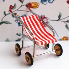 Кукольный домик миниатюра 1:12 игрушка красного цвета в полоску, детская коляска для младенца Длина 6 см B47