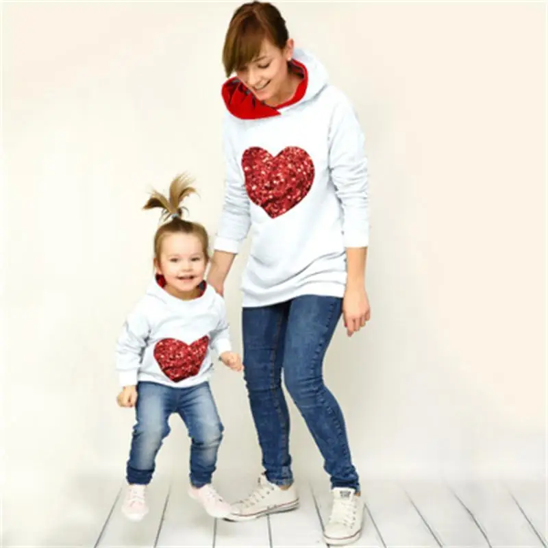 matching mom and daughter sweaters