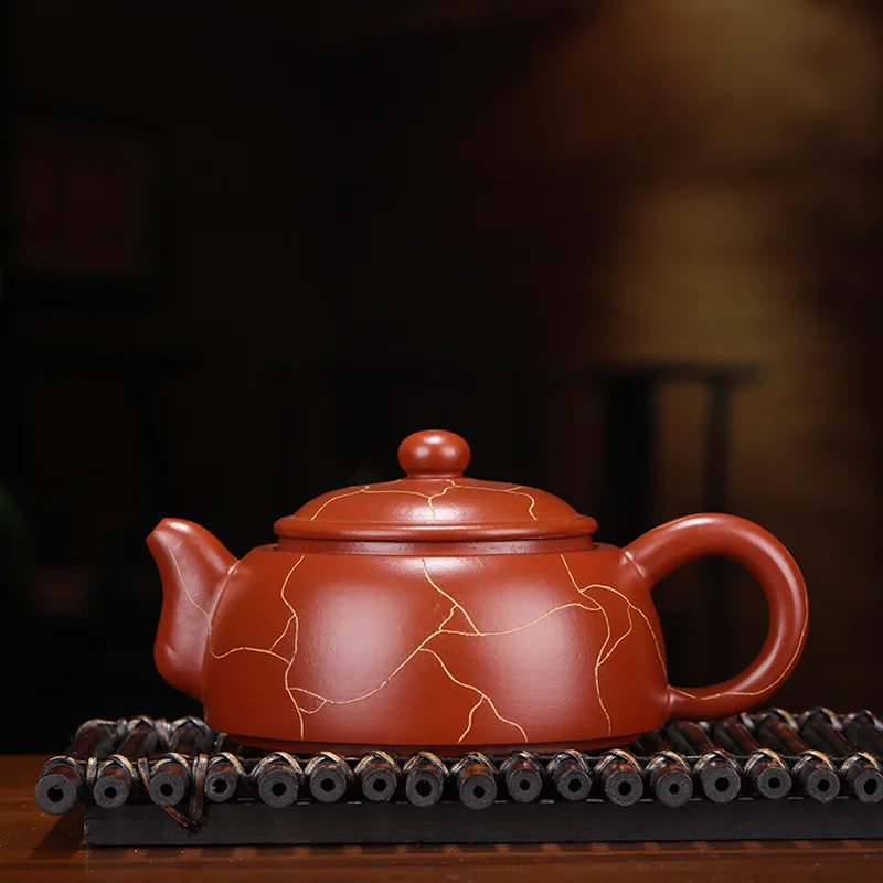 

Famous Manual Make Raw Ore Bright Red Robe Trace A Design In Gold To Fake Something Antique Teapot Kung Fu Tea Have Gift