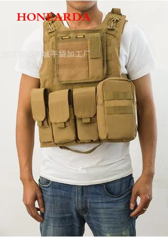 

Amphibious field vest Python pattern camouflage MOLLE system outdoor tactical riding vest