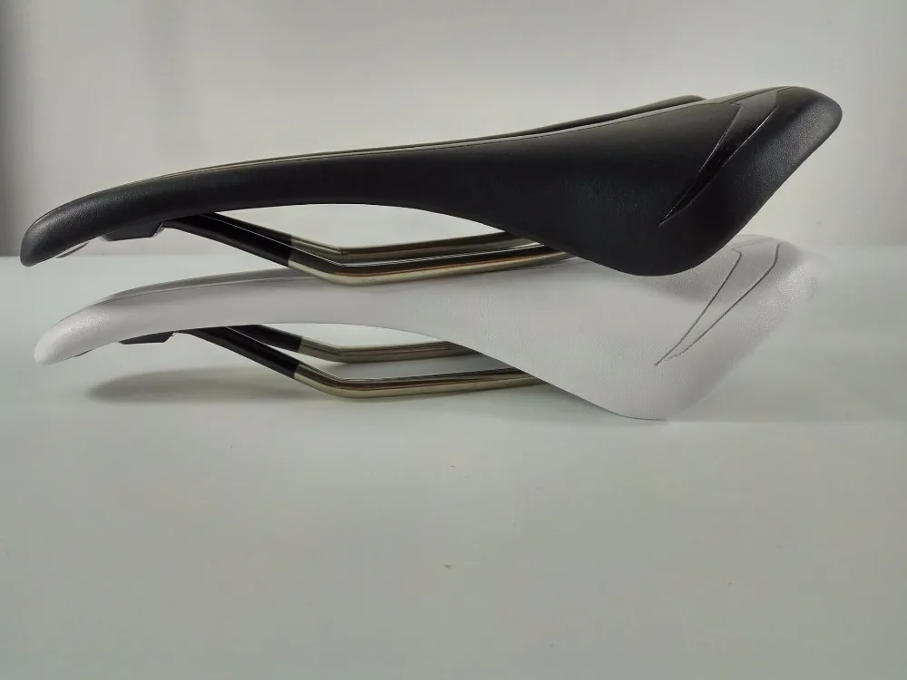 lightest road saddle
