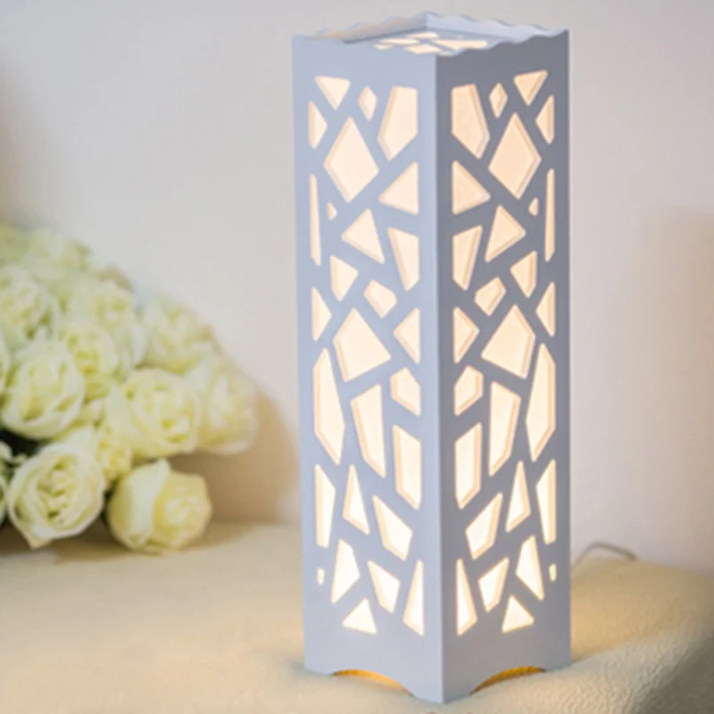 

GERUITE Modern Hollow Geometry Pattern Desk Lamp Rectangle Shape Home Bedroom Bedside Table Lamp Wedding Decoration Light