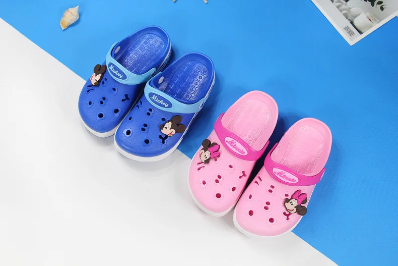 Disney/детские сандалии; коллекция 2019 года; новые летние мужские домашние Нескользящие сандалии для родителей и детей; садовая обувь для