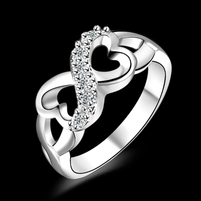 3233375698_735333281