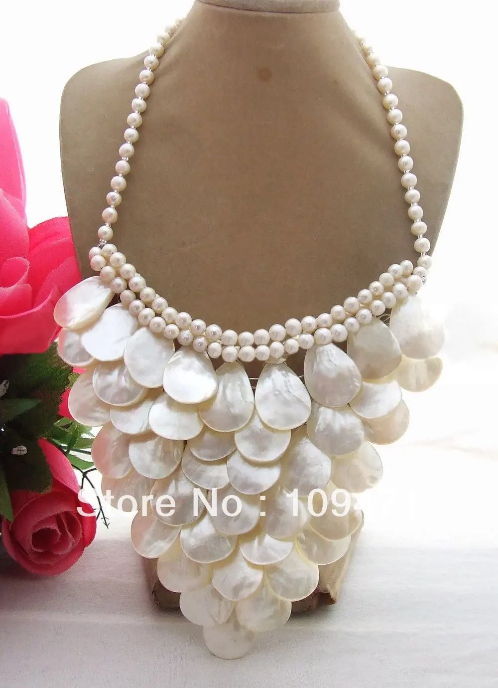 

Charming! Pearl&Shell Necklace free shippment
