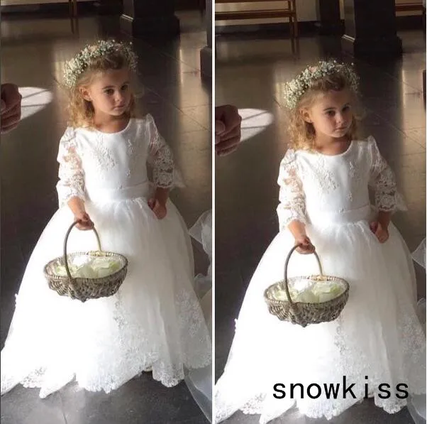

Vintage White/ivory sheer lace back long sleeves ball gown tulle flower girl dresses for wedding party kids long princess gown