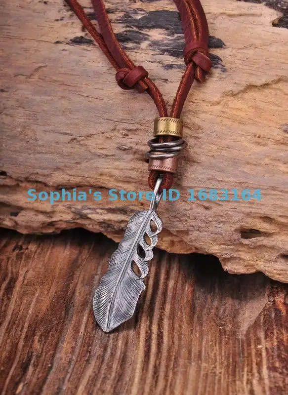 

Brown Surfer Beach Vintage Leather Choker Necklace Cool Retro Feather Pendant Mens