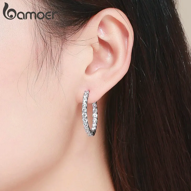 BAMOER Classic New Silver Color Round Circle Luminous Cubic Zirconia Stud Earrings for Women Hyperbole Earrings Jewelry YIE138