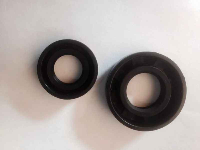 

Free shipping Hangkai 2 stroke 3.5 HP outboard/boat-hook/accessories/boat motor gear case cover oil seal