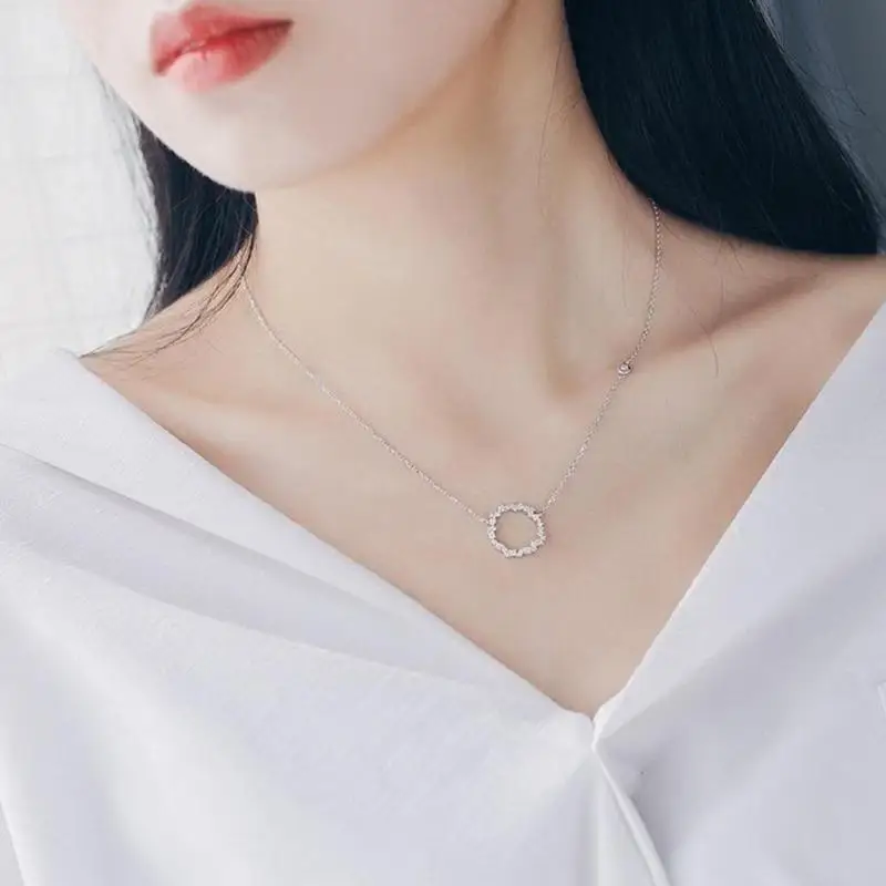 

New Women Necklace Charm Circle Rhinestone Pendant Necklaces Female Legend of the Blue Sea Zircon Necklace Sliver Color