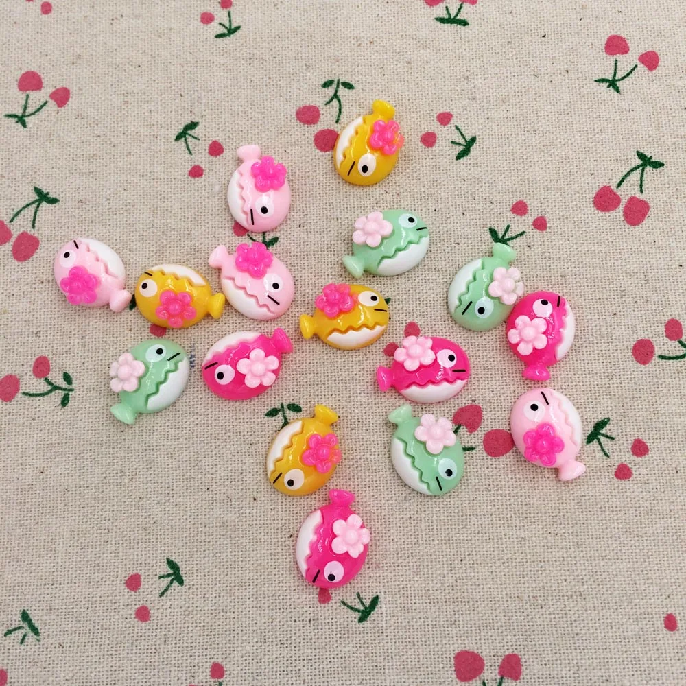 

50 Pieces Mixed Color Resin Flat Back Flatback Cabochon Kawaii Fish With Flower DIY Craft Decoration For Scrapbooking 15*25mm