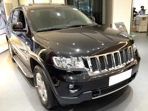 Шаг в сторону для Jeep Grand Cherokee 2011- подножку Нерф Бар