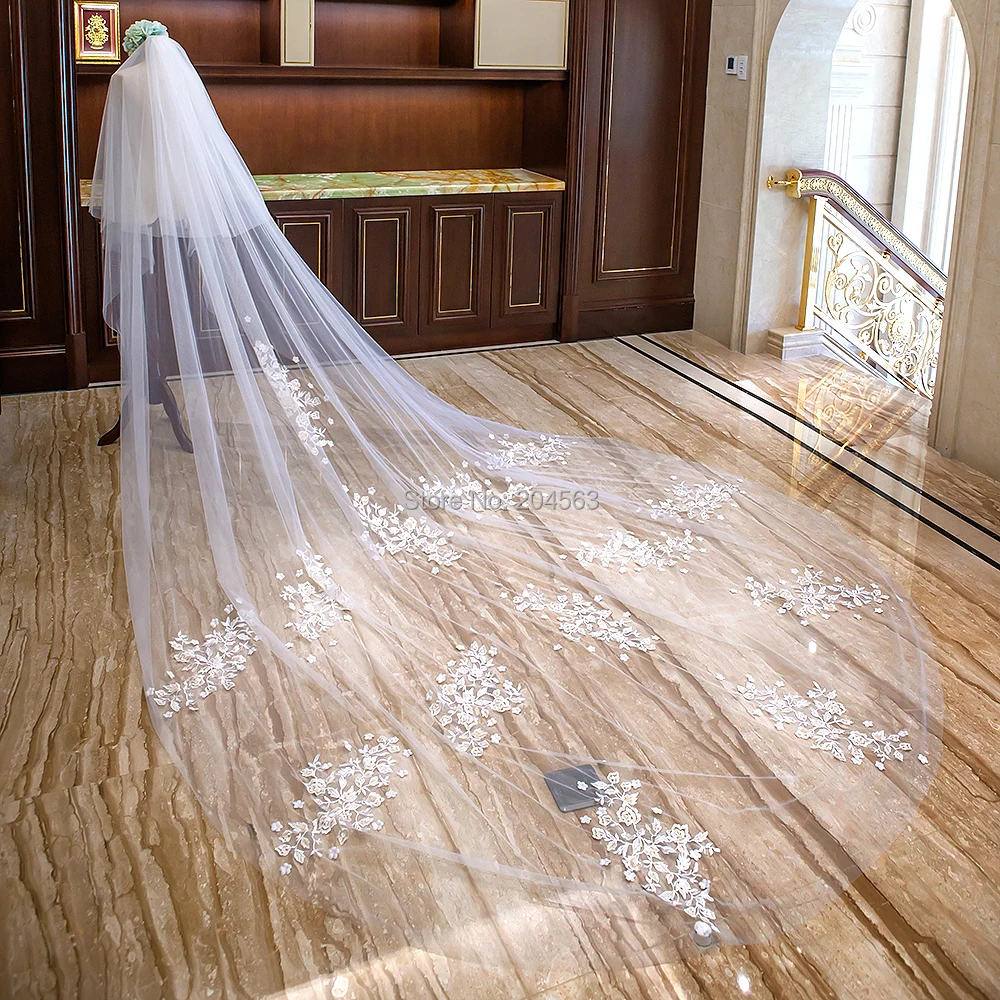 Двухслойная свадебная вуаль с кружевными цветами длиной 4 метра Свадебные вуали с гребешком AX2019