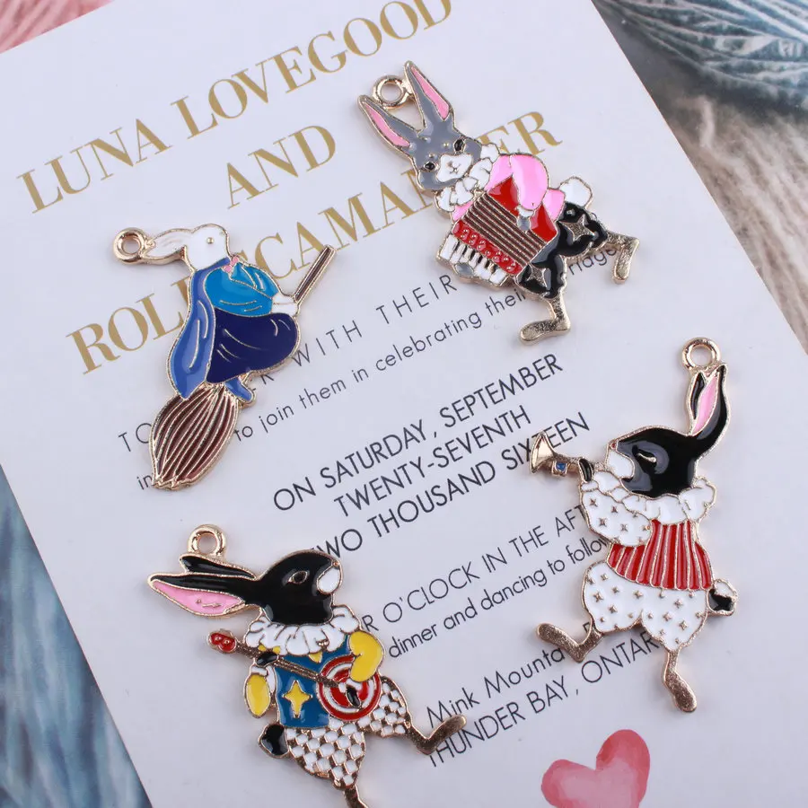 

10PCS New Gold Color Animal Jewelry Enamel Alice in Wonderland Magic Musician Rabbit Charm Fit DIY Vintage Choker Necklace Craft