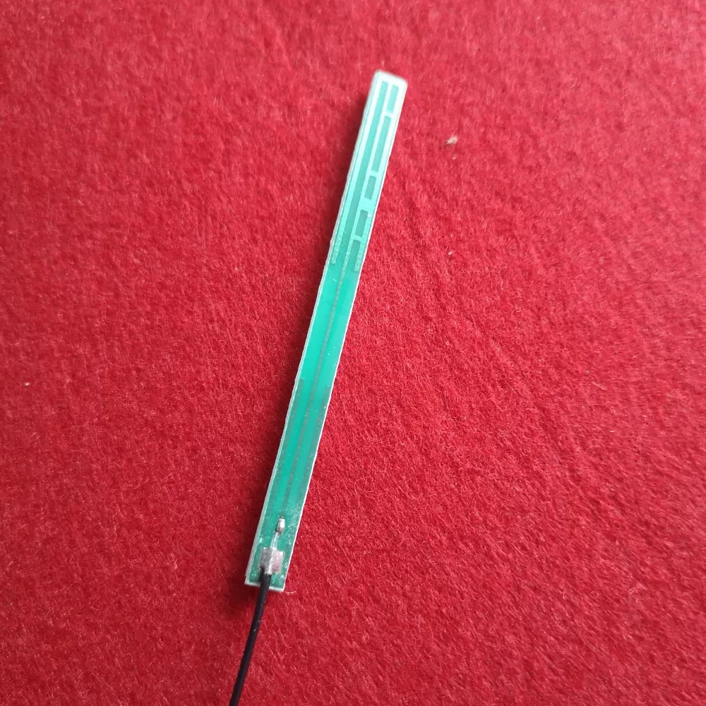 

5DBI 75*6mm 700-960MHz pcb antenna IPEX interface UHF RFID reader antenna
