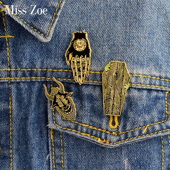 

3pcs/set Dark pins Hand of Doom Coffin Creep Satan Sees All Brooch Denim Jacket Pin Buckle Shirt Badge Fashion Gift for Friend
