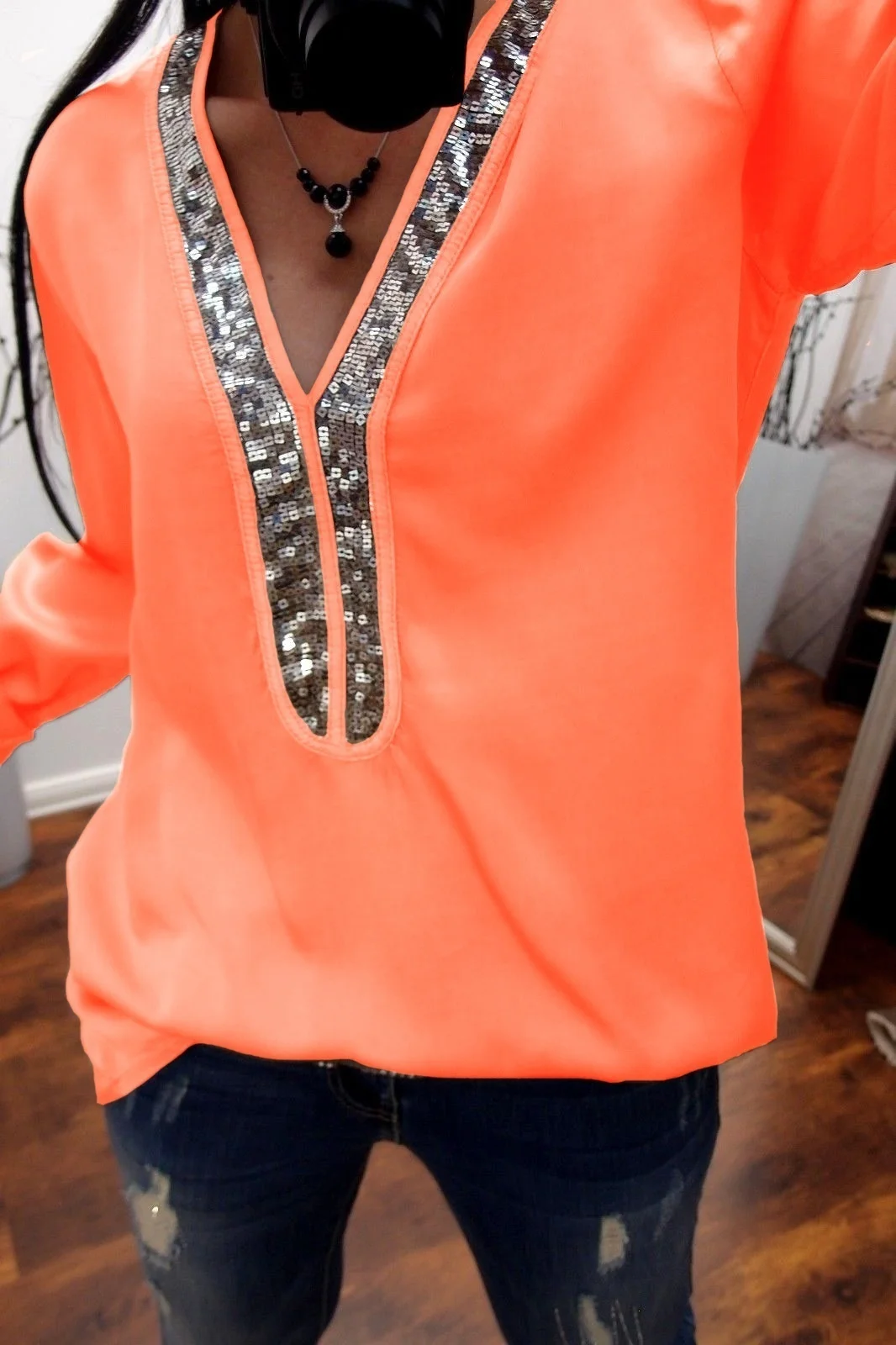 

chic Plus Size Women Autumn Winter Casual Long Sleeve V-neck Sequins Patchwork Shirts Ladies new Blouses Loose Tunic Top