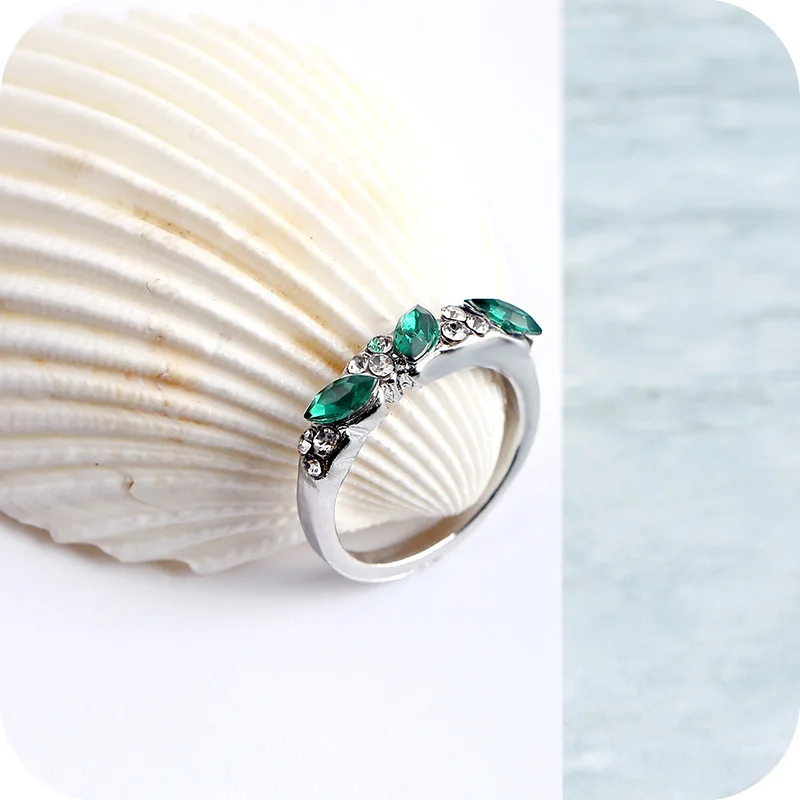 Retro Sense Ring Sweet Shiny Green Rhinestone Ring Index Finger Tail Decoration Wedding Jewelry Birthday Gift Women wedding rings finger rings fashion rings fashion ring crystal rings metal rings stone rings