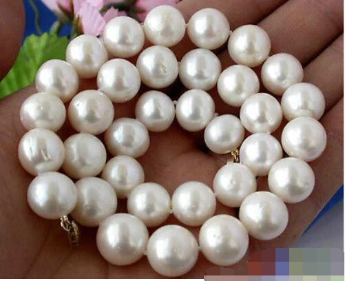 

~~ BJC 00188 ROUND FRESHWATER CULTURED PEARL NECKLACE Discount 35%
