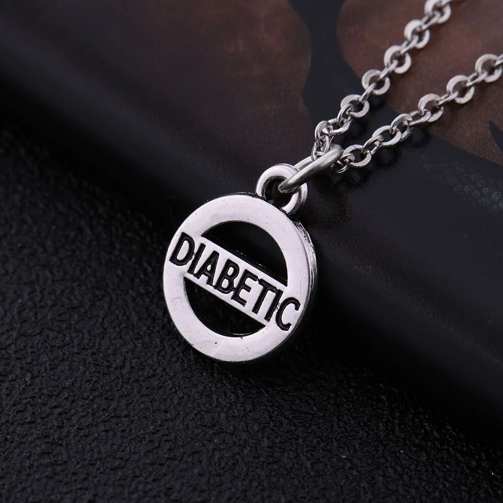 

Skyrim Letter DIABETIC Round Sliver Choker Necklaces
