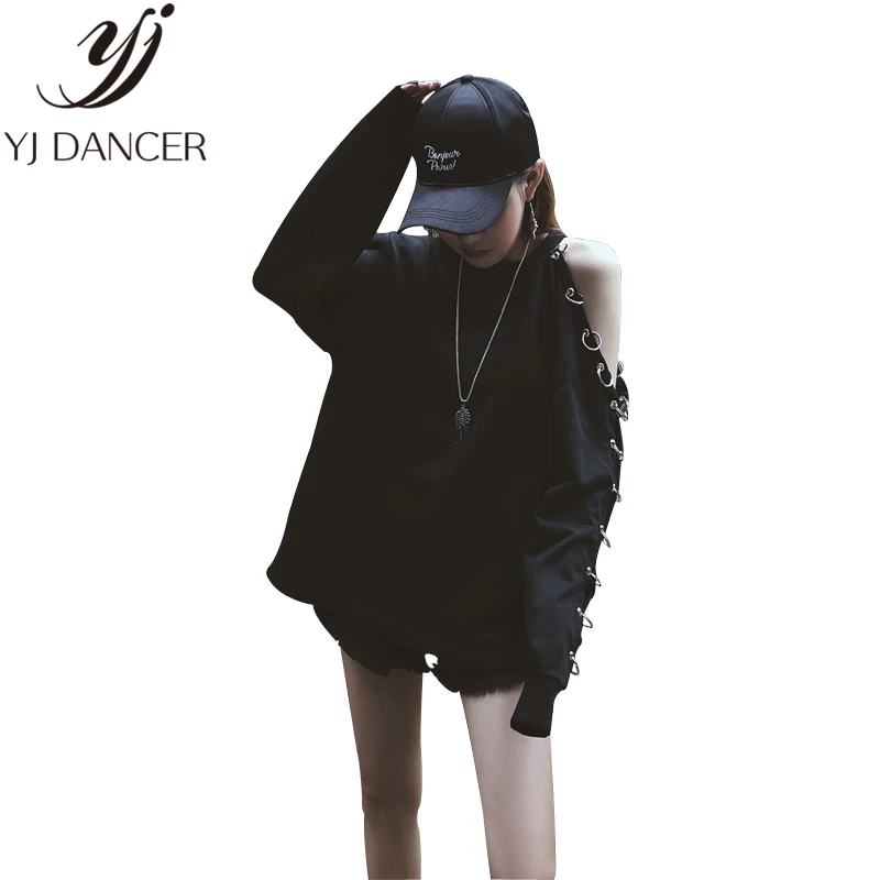 

2019 New Spring sweatshirt female trend lazy style punk top hip hop street lady coat metal ring strapless hoodie woman Ljj296