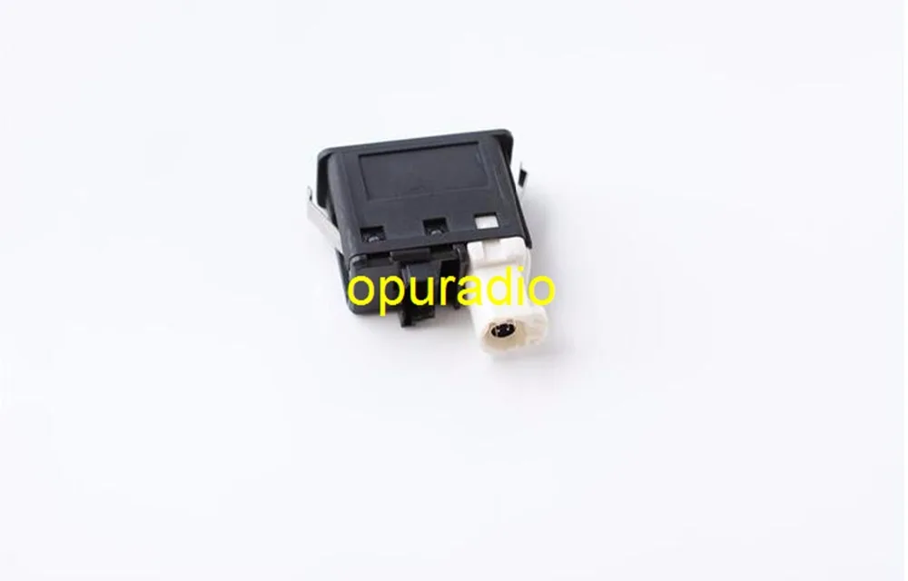 BMW AUX USB Connector'