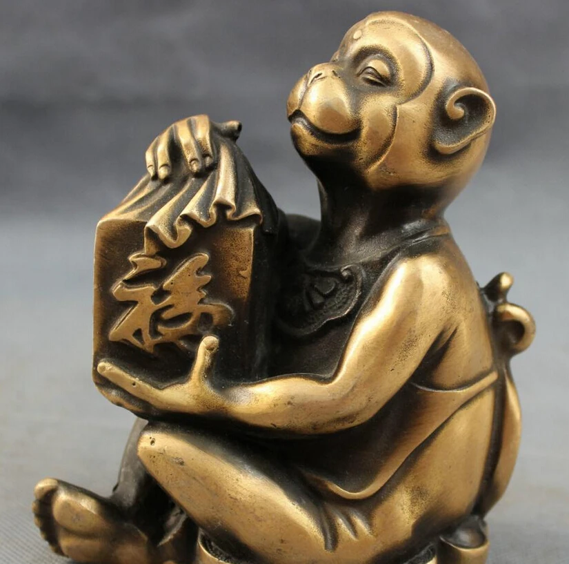 

song voge gem S5031 Chinese Bronze Folk Year Zodiac Wealth Fu Monkey Hold Seal Stamp Statue Animals