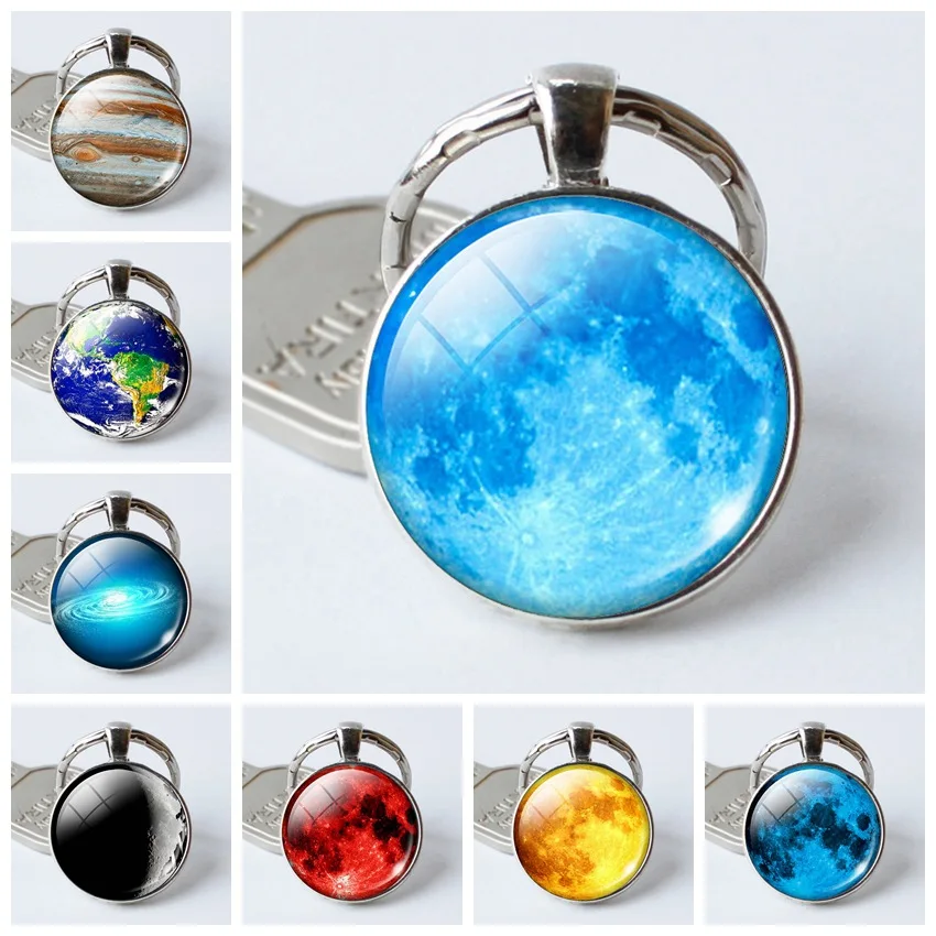 

Vintage Moon Sky Star Blue Earth Time Gem Key Rings Round Universe Landscape Pendant Keychain Gift For Friends 1PCS