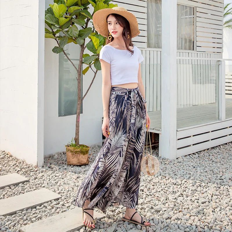 

Real shot 2019 new summer casual retro travel bohemian beach wide leg pants chiffon printed beach holiday pants