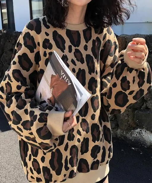 Oversized Leopard Print Sweatshirt 