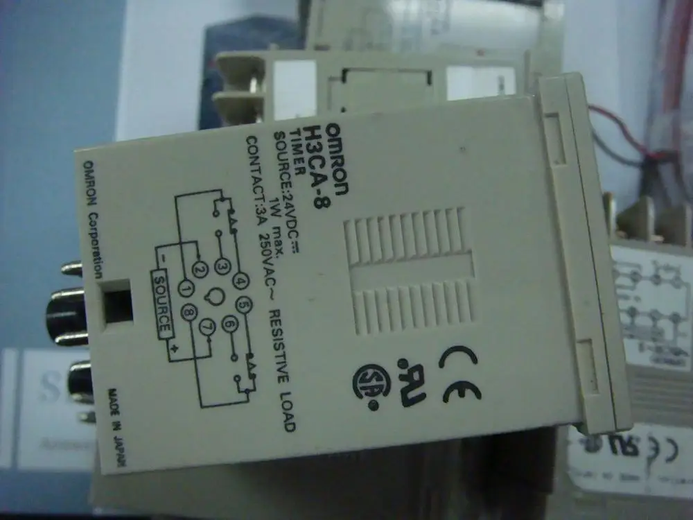 

[SA] H3CA-8 OMRON OMRON Japanese original authentic relay temperature controller SPOT 5 --2pcs/lot
