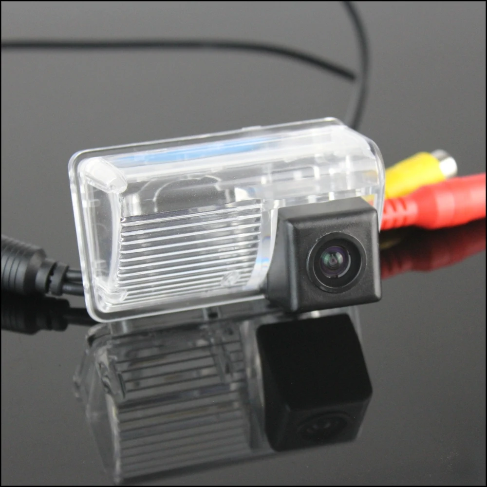 Nissan Altima: Rear window and outside mirror (if so equipped)defroster switch Nissan Altima: Rear window and outside mirror (if so equipped)defroster switch