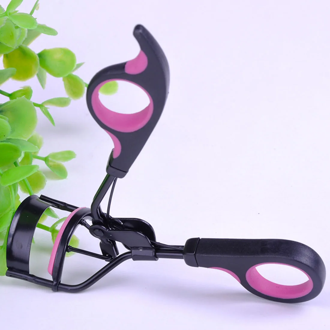 Hot Super Wide Angle Handle Eyelash Curler Eyelash Clip Delicate Lady