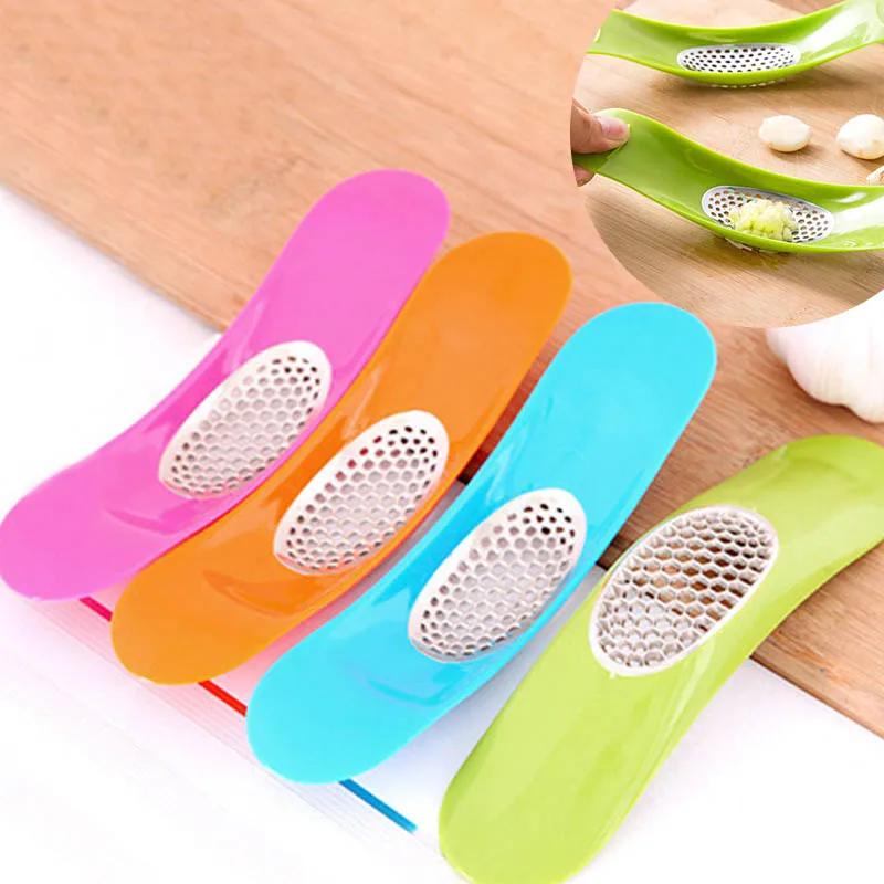 

Manually Cooking Gadget Kitchen Accessories Home Decor Stainless Steel Garlic Press Pressure Garlic Device Curved Shape