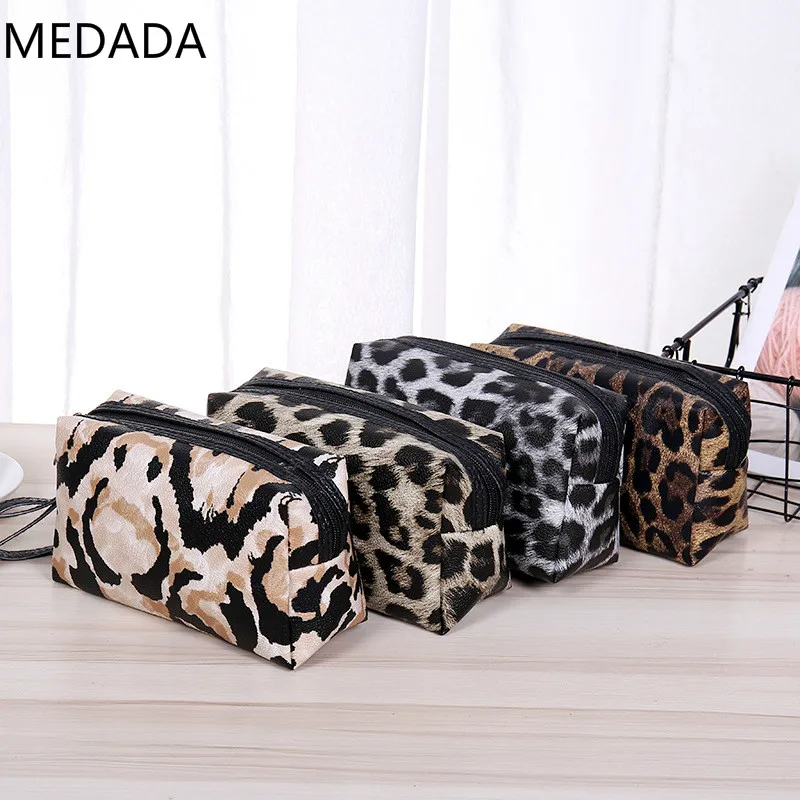 

MEDADA Cosmetic bag Pu fashion leopard print waterproof wash bag hand cosmetics receipt bag