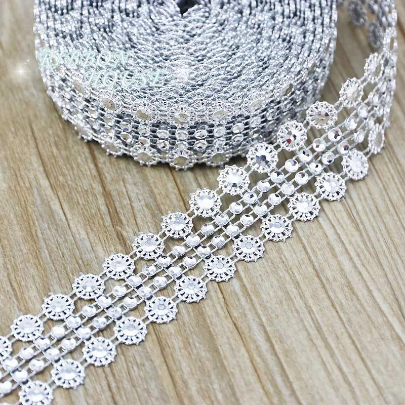 

(5 yards/roll) 30mm Rhinestone Roll Tape Tulle Crystal Mesh Wrap Ribbons Cake Wedding Decoration Glitter Charming Bling Diamond