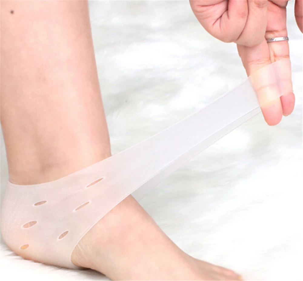 2015-New-arriver-feet-care-socks-2PCS-New-Silicone-Moisturizing-Gel-Heel-Socks-with-hole-Cracked (1)