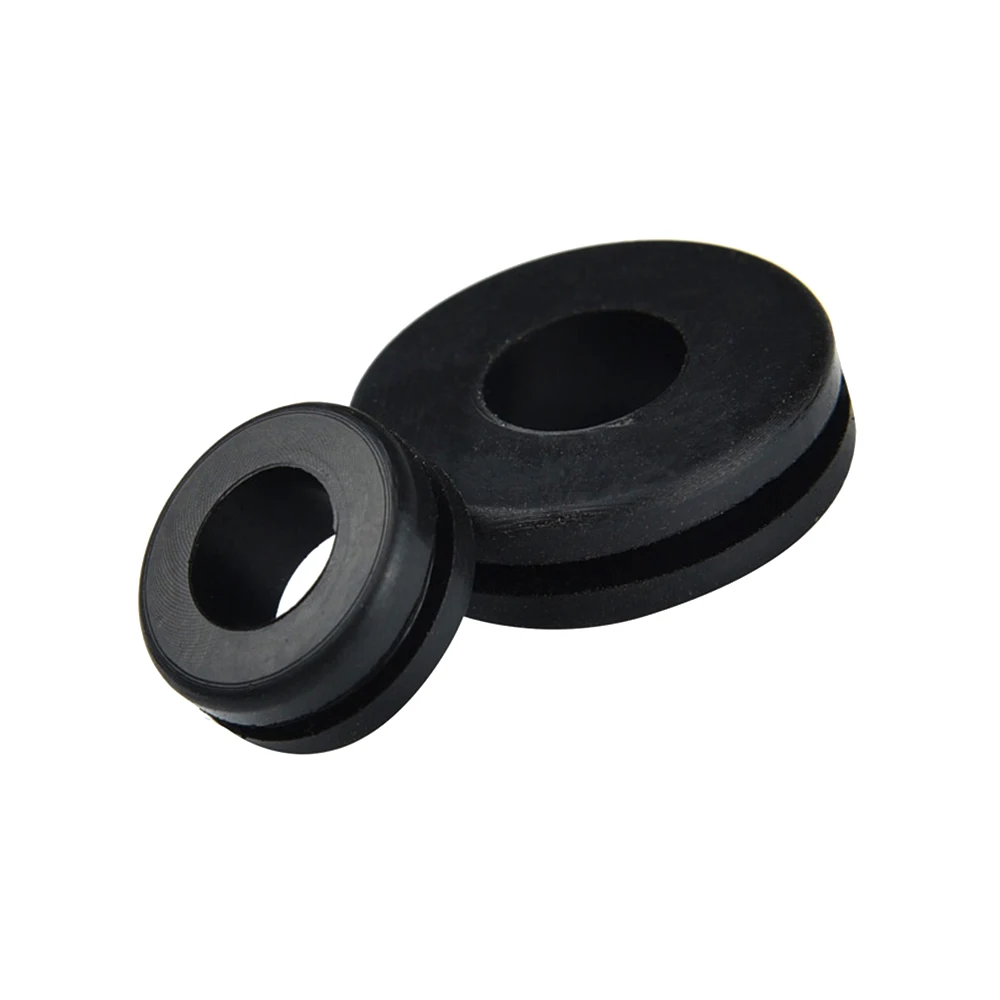 Black Rubber Grommet (10)