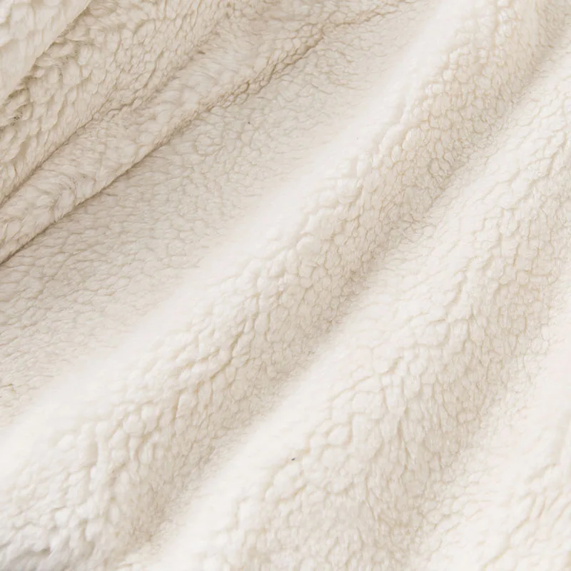 DB4136-C_0019_6Y3A9894