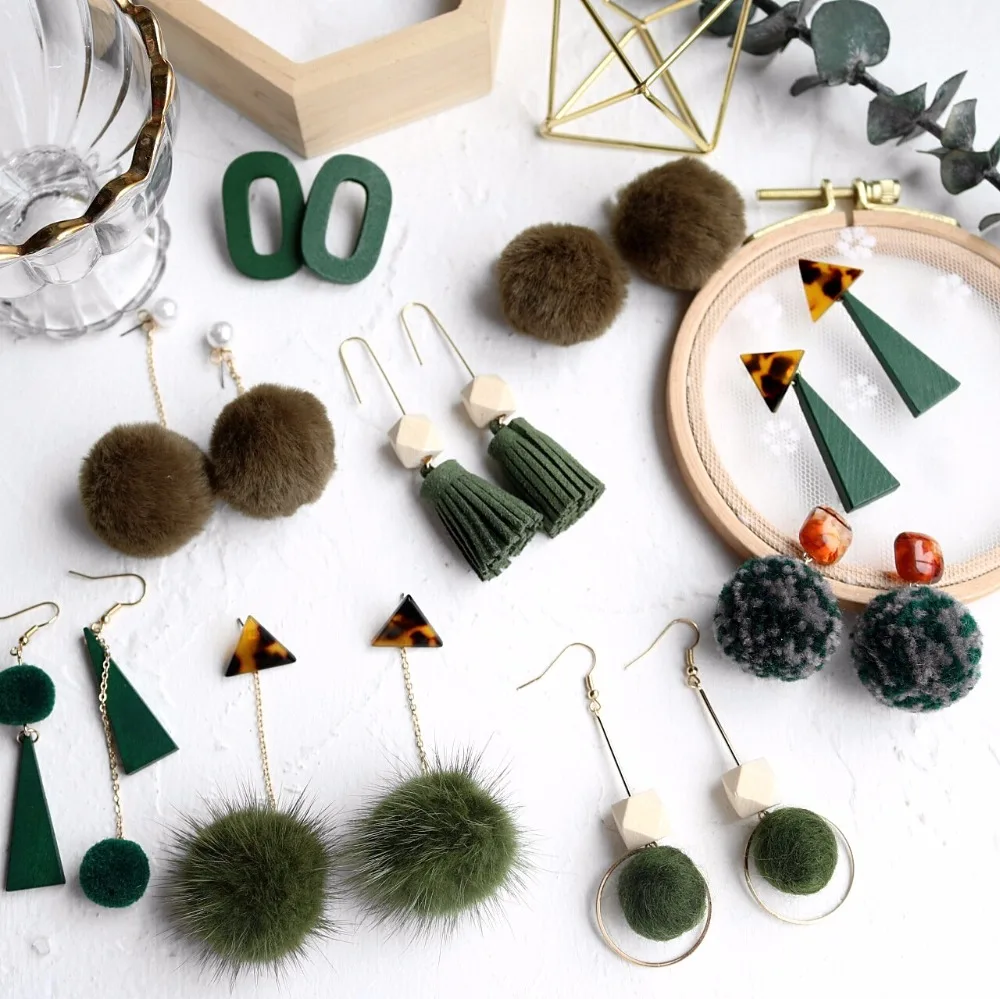 

Green Mink Bunny Pompom Long Tassel Wood Pearl Dangle Earrings Harajuku Pendant Drop Earring Women Korea Jewelry