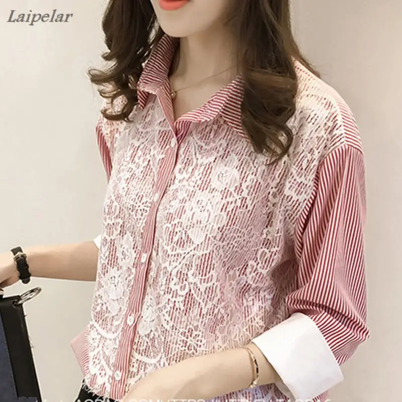 

Women Red Blue Striped Shirt Lace Embroidery Autumn Spring Stitching Shirt Loose Turn Down Collar Plus Size Blouse Ladies Tops
