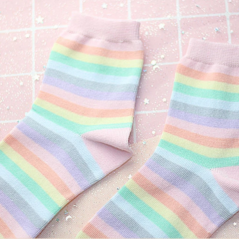 NEW Cute Casual Lady Rainbow Striped Cotton Woman Heart Rainbow Ankle-High Socks
