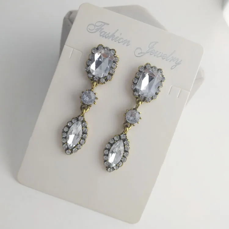 

Blue Chi Hai Korean retro exaggerated fashion temperament inlaid with large jewel Crystal Earrings long female Earrings