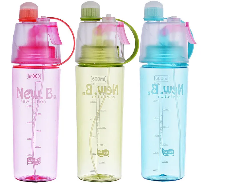 New 3 Colors Sale Hot Spray Bottles of Water Outdoor Sport Shaker my Bicycle Bottle Plastic Portable Water 600 ml Cute kettle