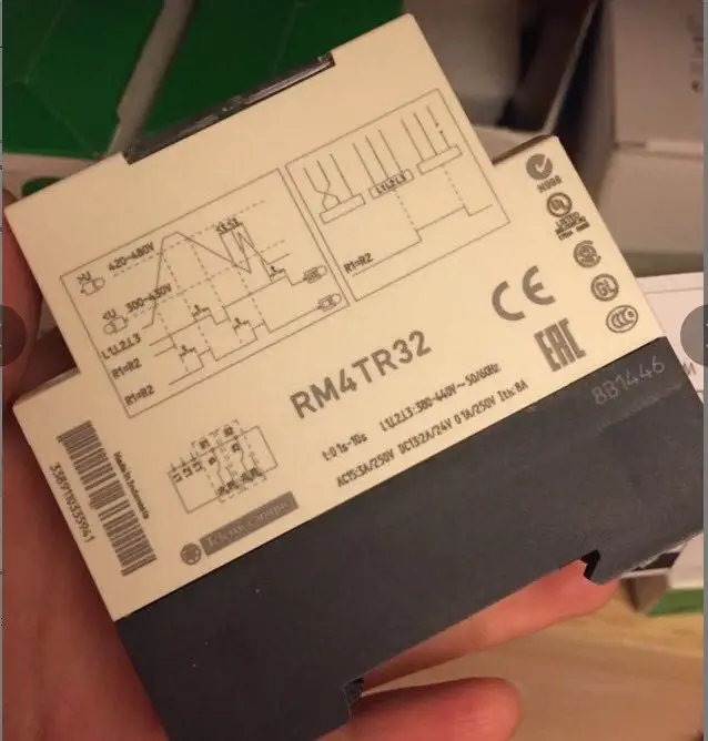 NEW three phase power supply control relay RM4TR32 phase sequence protector NEW three phase power supply control relay RM4TR32 phase sequence protector